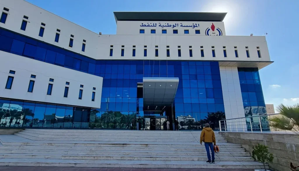 ثروة نفطية واقتصاد مأزوم.. أين تكمن معضلة ليبيا المالية؟